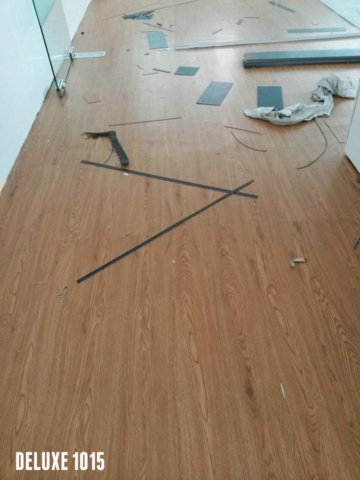 gạch nhựa vân gỗ deluxe 1015